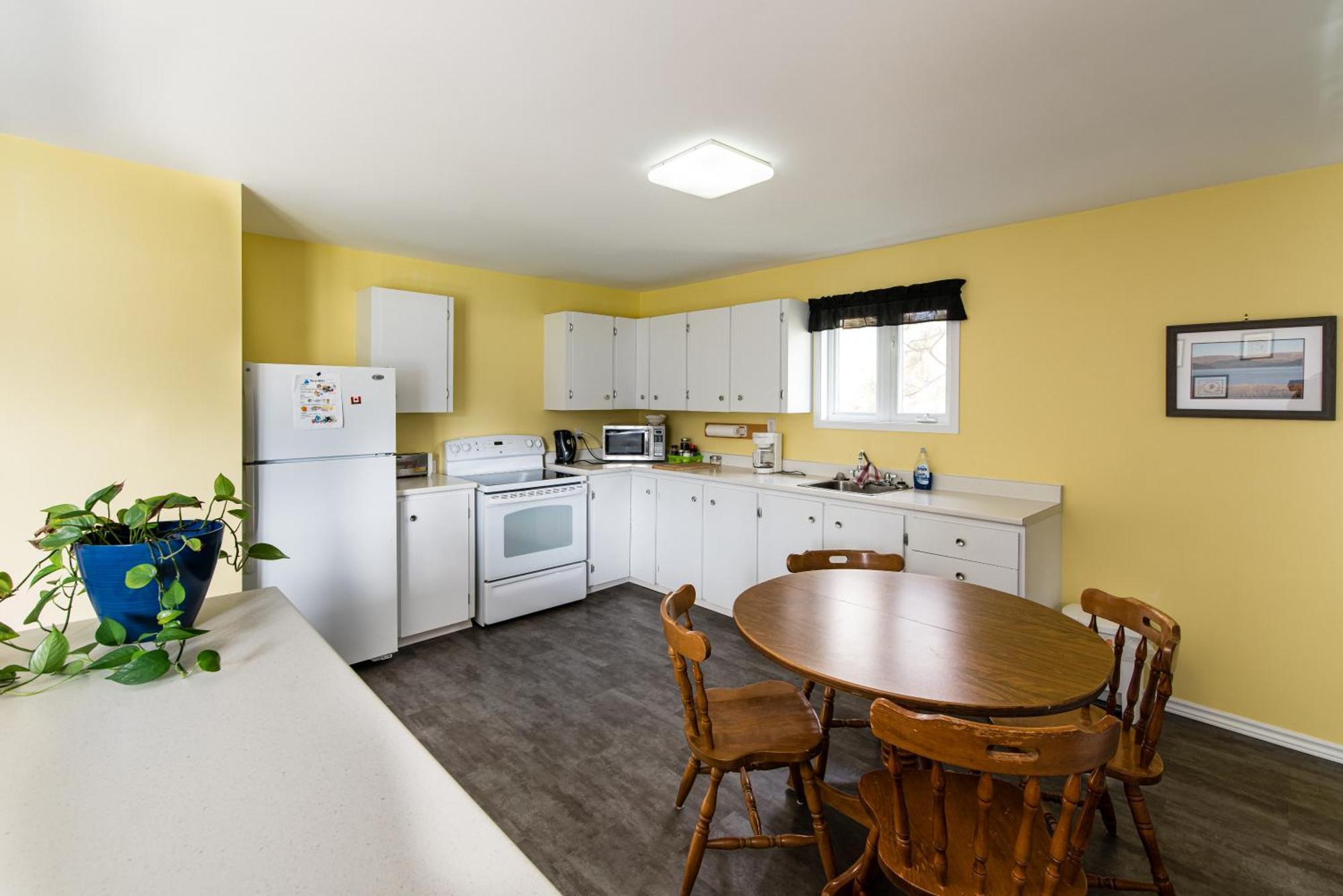 Bed & Breakfast Out East -