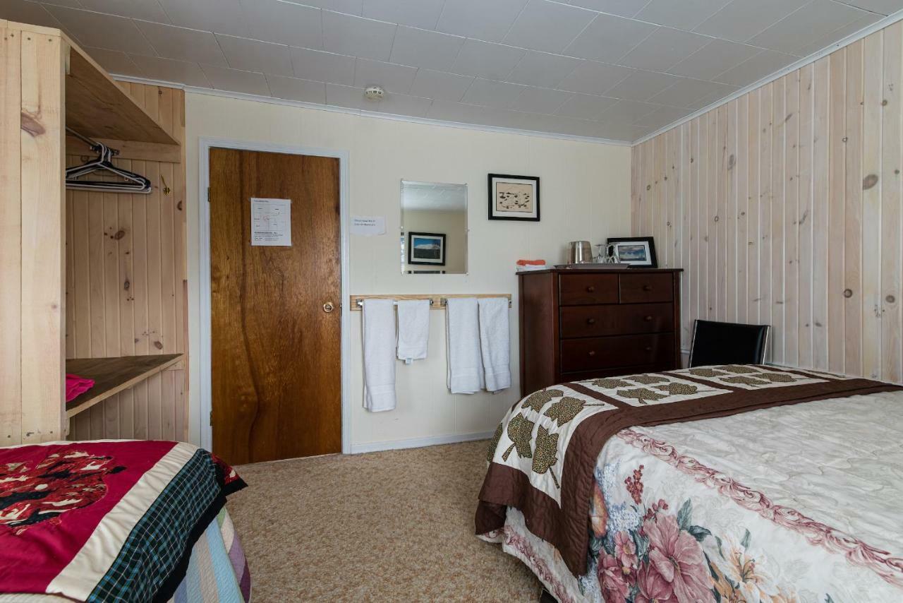 Out East - Bed & Breakfast Norris Point